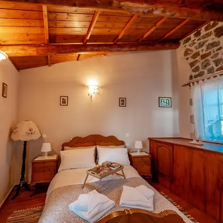 Maria's Serene Countryside Retreat By Chania Holiday home Malaxa